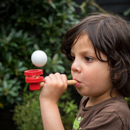 Jeu de la balle flottante 