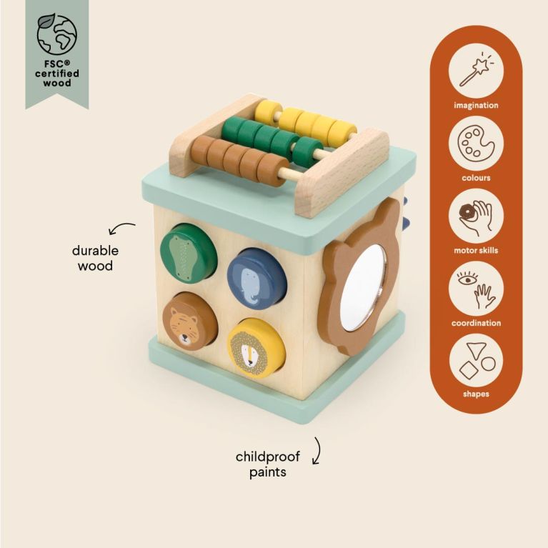 Petit cube d'activités en bois 