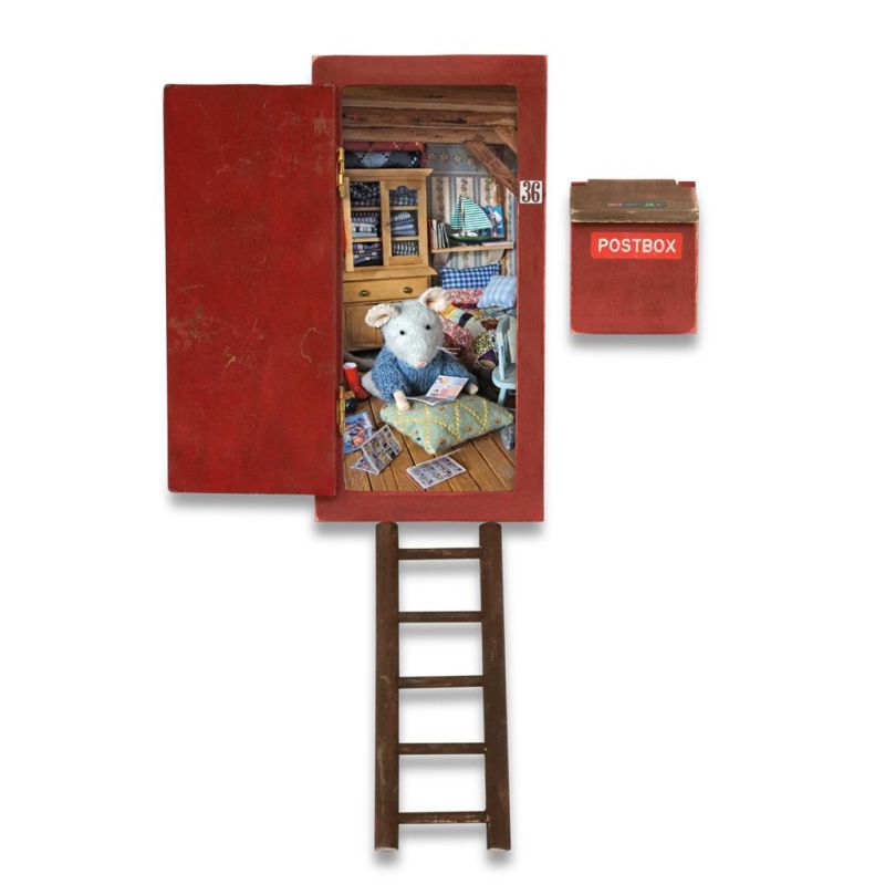 Meuble et porte petite souris avec autocollants pour décorer