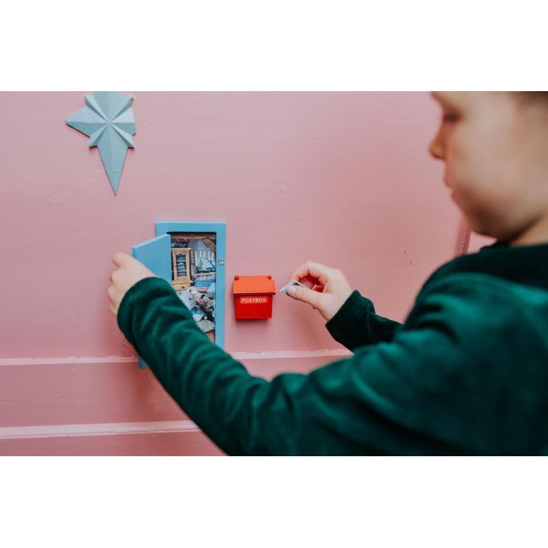 Meuble et porte petite souris avec autocollants pour décorer