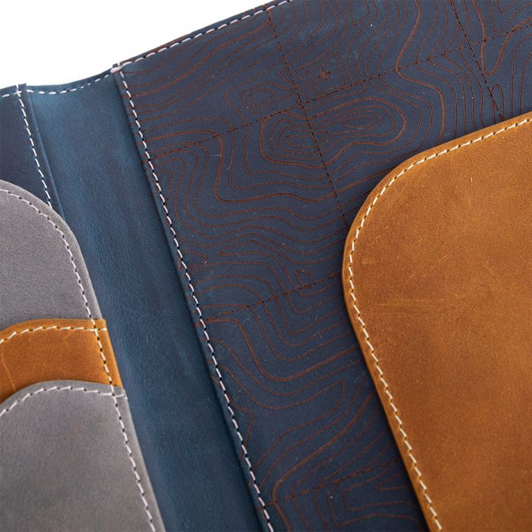 Protège passeport Alaskan Maker - Passenger - Fjord bleu