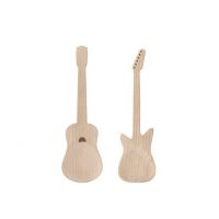 Couverts en bois en forme de guitare